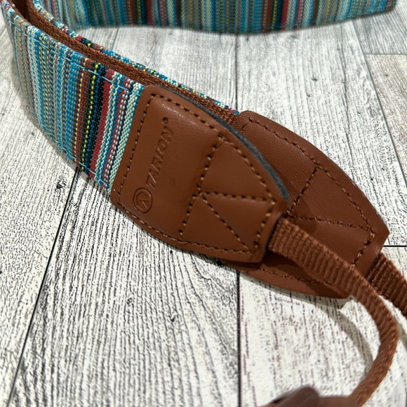 Tarion turquoise striped camera strap - Picture 2 of 4